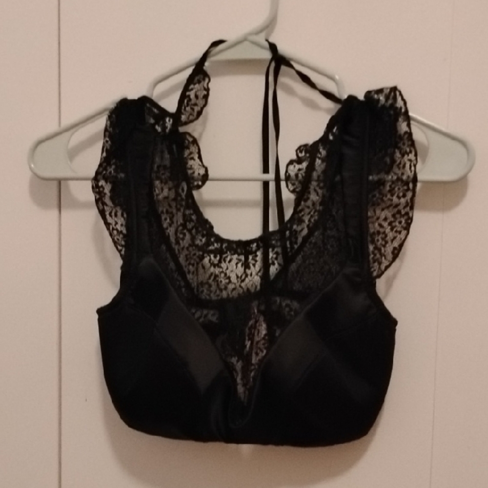 Elegant Black Lace Bralette